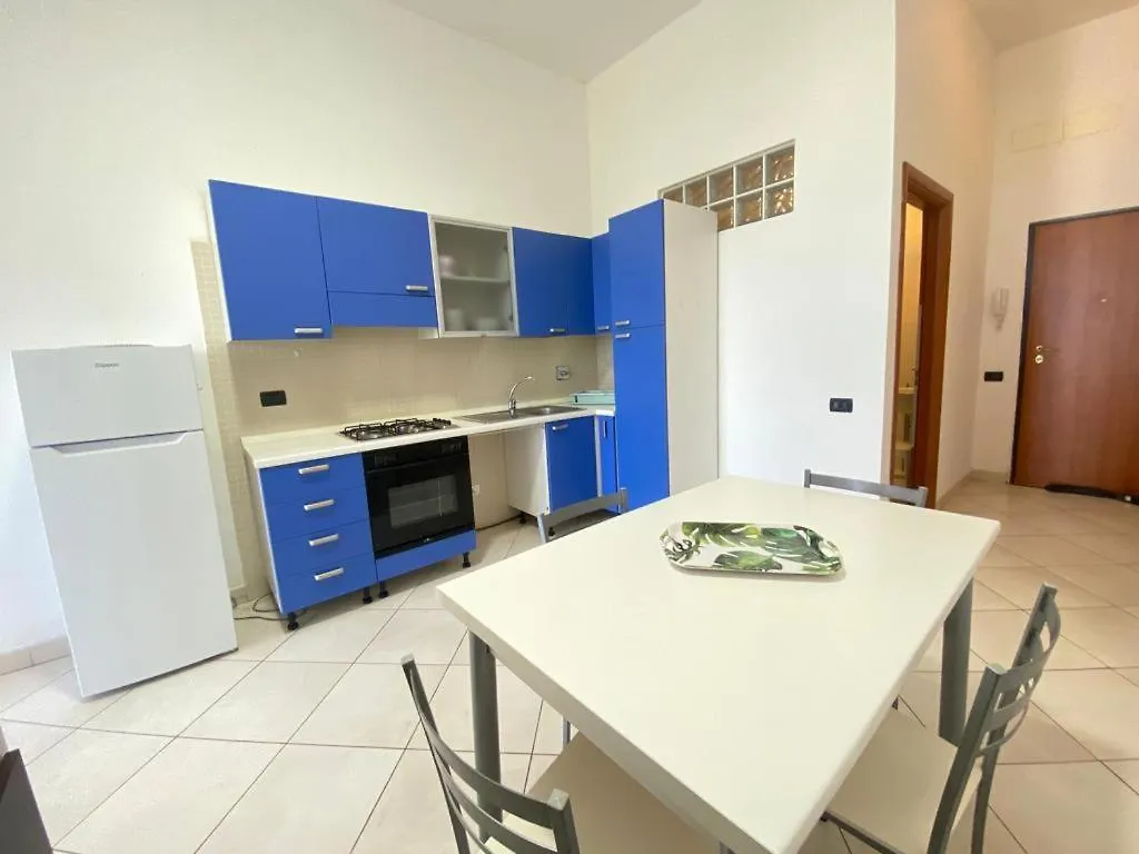 Appartamenti Regina Del Mare Calambrone Ferienhaus